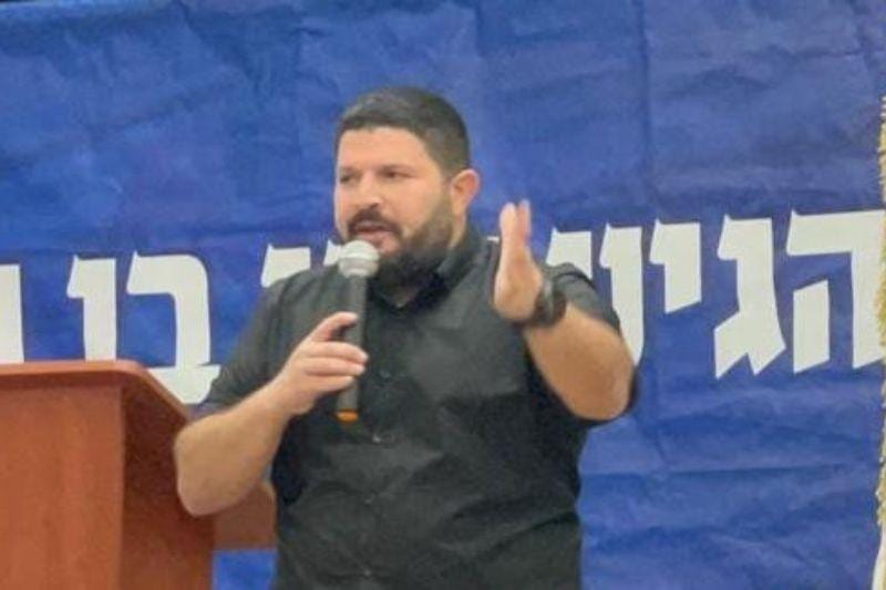 ״ביום ראשון הקרוב לראשונה נכיר בעבירת הפרוטקשן בישראל״