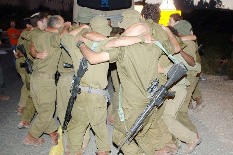 "פתחנו חמ"ל מסביב לשעון"