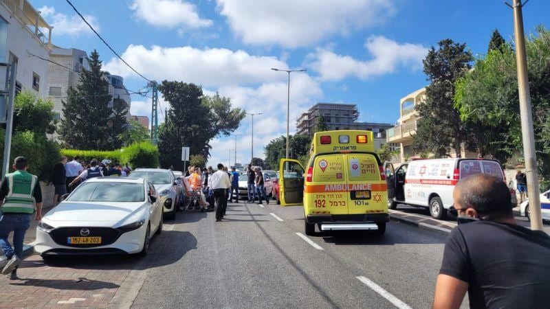 אירוע דקירה בקריית אתא: צעיר נפצע באורח בינוני
