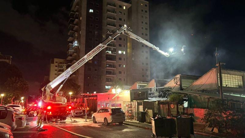עכו: בית עסק לקייטרינג עלה באש הלילה