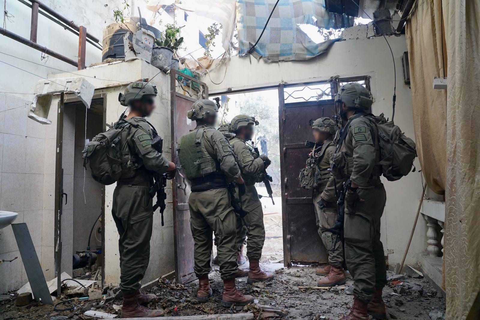"בשב"כ, אתה מגיע למשרד בבוקר ועובד על סיכול טרור"