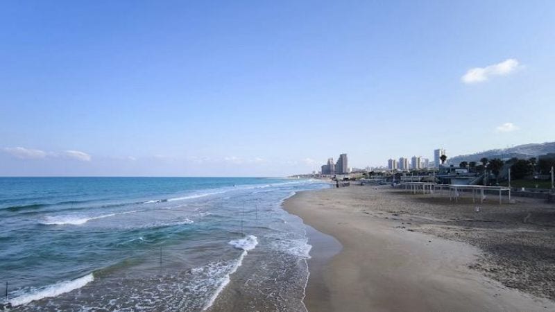 אחרי הגשם הבוקר: משרד הבריאות מזהיר את הציבור מרחצה בחופי הים