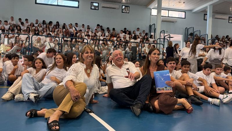 אבן צור: "אין עוד עיר בישראל שמעניקה שחמט, שחייה וגלישה כלימודי ליבה"