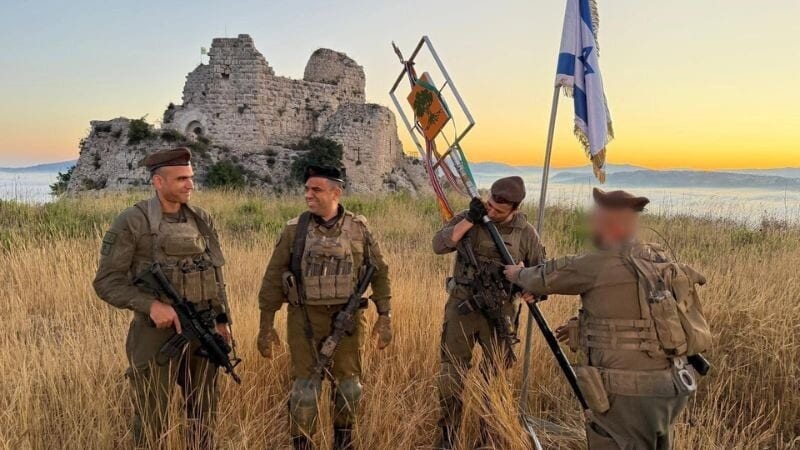 "עיניי נשואות קדימה, אך שורשיי נטועים עמוק במורשת שהותירו חללי החטיבה"